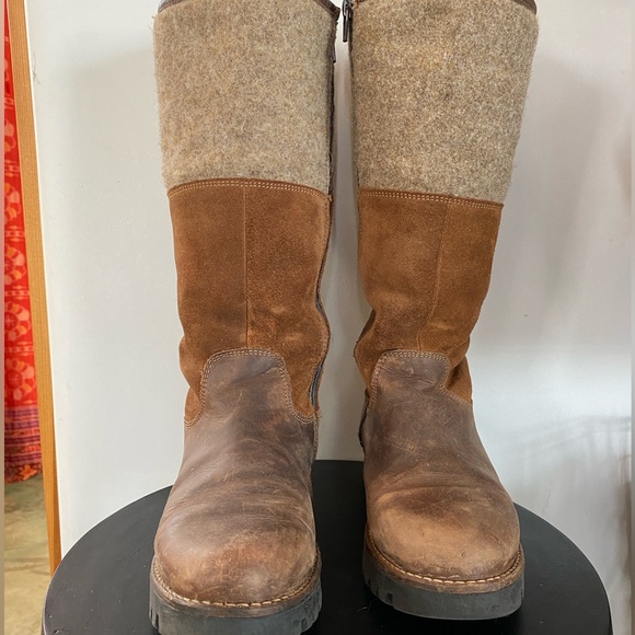 Womens Brown Leather and Wool Platform Boots - Picture 4 of 16